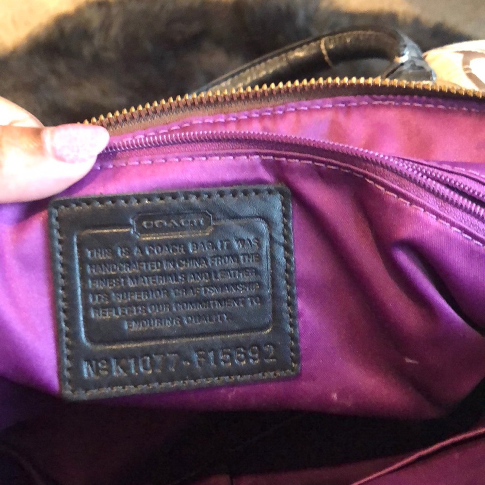 Coach - Picture 7 of 8